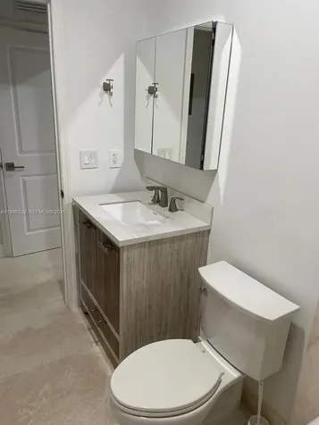 19265 E Saint Andrews Drive Hialeah FL 33015