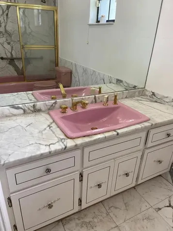 19265 E Saint Andrews Drive Hialeah FL 33015