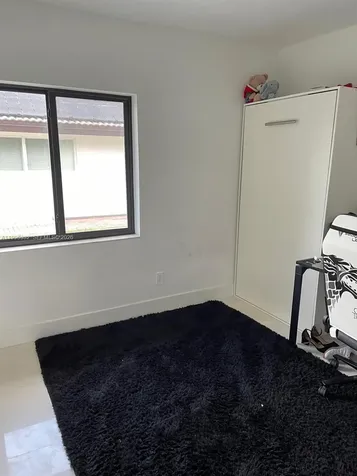 19265 E Saint Andrews Drive Hialeah FL 33015