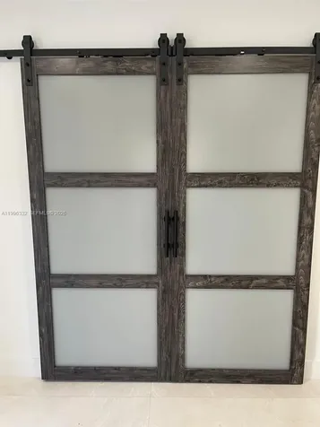 19265 E Saint Andrews Drive Hialeah FL 33015