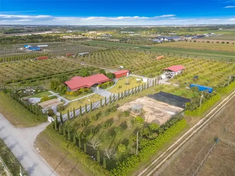 164XX SW 192 Avenue Miami FL 33187
