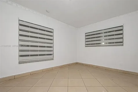 2545 NE 207th Street Miami FL 33180