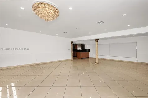 2545 NE 207th Street Miami FL 33180