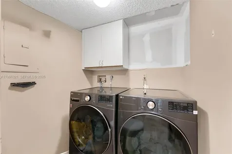 7653 NW 79th Avenue Tamarac FL 33321