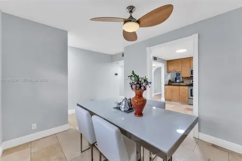 7653 NW 79th Avenue Tamarac FL 33321