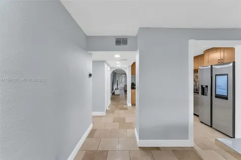 7653 NW 79th Avenue Tamarac FL 33321