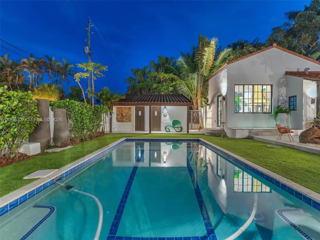 1321 Tyler Street Hollywood FL 33019