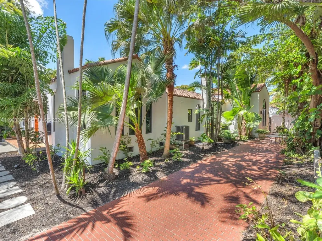 1321 Tyler Street Hollywood FL 33019