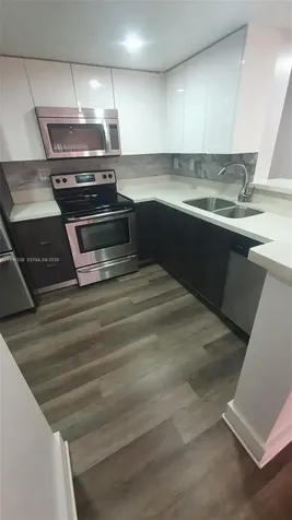 9885 Nob Hill Court Sunrise FL 33351