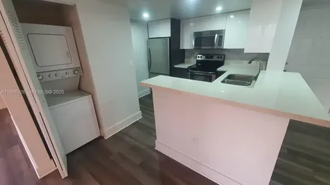 9885 Nob Hill Court Sunrise FL 33351