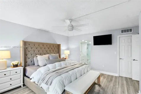 1101 Colony Point Circle Pembroke Pines FL 33026