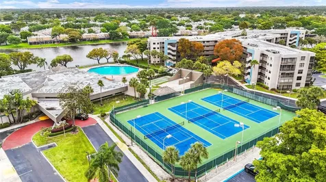 1101 Colony Point Circle Pembroke Pines FL 33026
