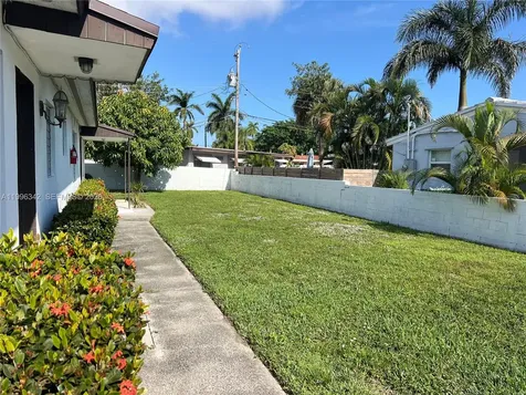 809 NE 2nd Street Hallandale Beach FL 33009