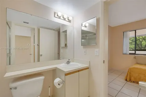 15485 N Miami Lakeway N Miami Lakes FL 33014
