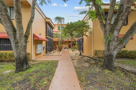 15485 N Miami Lakeway N Miami Lakes FL 33014