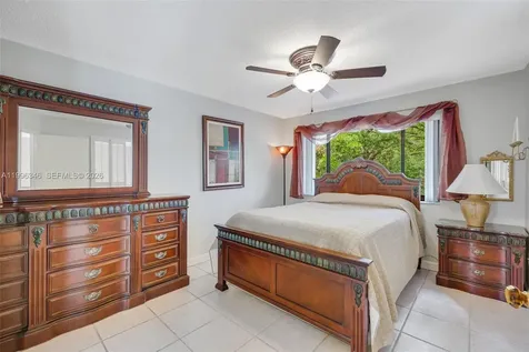 15485 N Miami Lakeway N Miami Lakes FL 33014