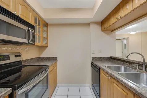15485 N Miami Lakeway N Miami Lakes FL 33014