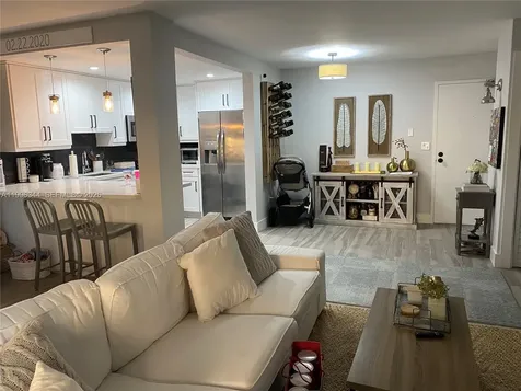 2201 Brickell Avenue Miami FL 33129