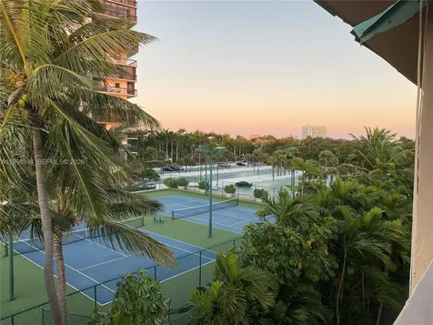 2201 Brickell Avenue Miami FL 33129