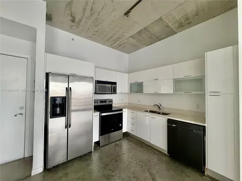 133 NE 2nd Avenue Miami FL 33132