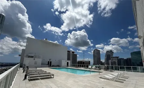 133 NE 2nd Avenue Miami FL 33132