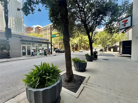 133 NE 2nd Avenue Miami FL 33132
