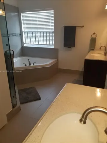 4719 NW 96th Place Doral FL 33178