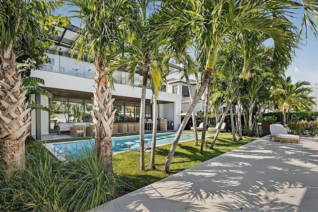 620 Solar Isle Drive Fort Lauderdale FL 33301