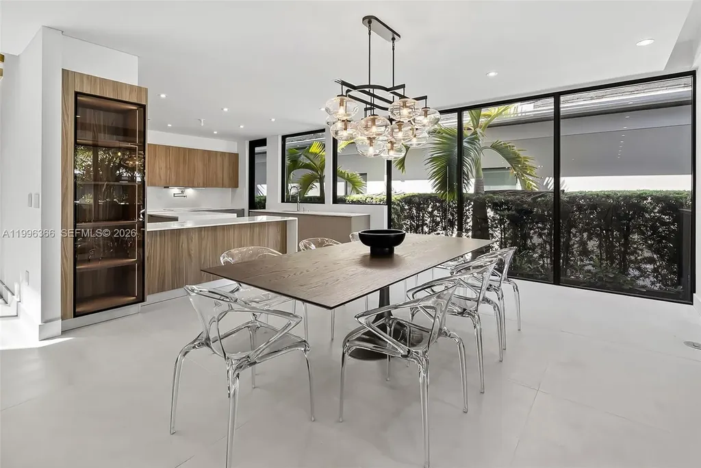 620 Solar Isle Drive Fort Lauderdale FL 33301