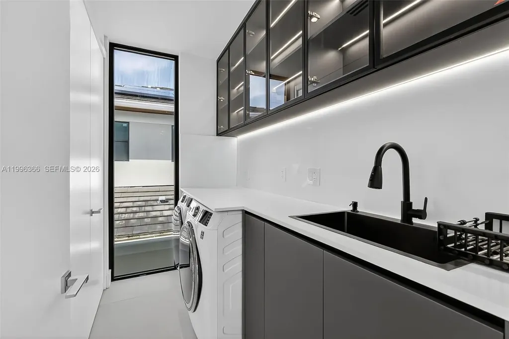 620 Solar Isle Drive Fort Lauderdale FL 33301
