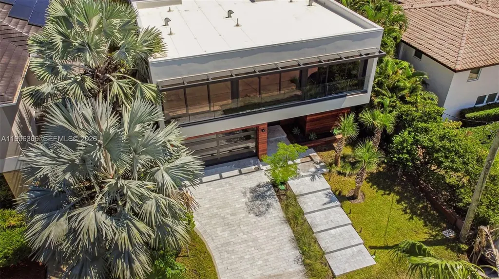 620 Solar Isle Drive Fort Lauderdale FL 33301