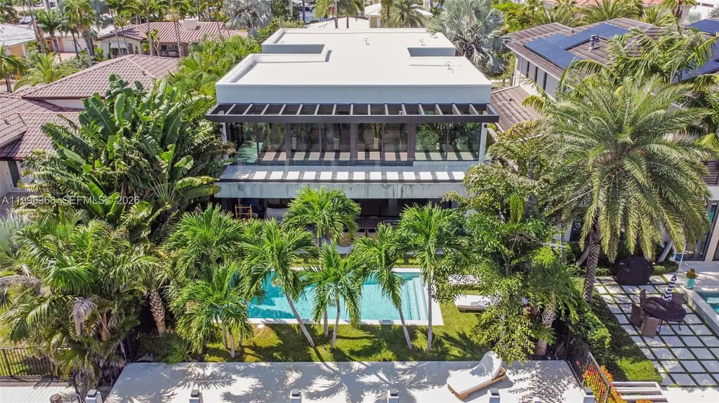 620 Solar Isle Drive Fort Lauderdale FL 33301