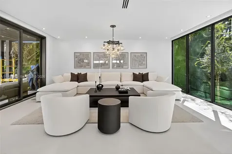620 Solar Isle Drive Fort Lauderdale FL 33301