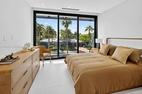 620 Solar Isle Drive Fort Lauderdale FL 33301