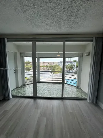 1398 NE 191st Street Miami FL 33179