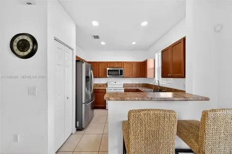 8766 NW 112th Path Doral FL 33178