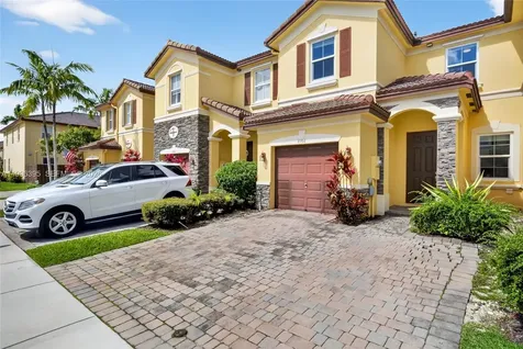 8766 NW 112th Path Doral FL 33178