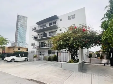 444 SW 4th Street Miami FL 33130