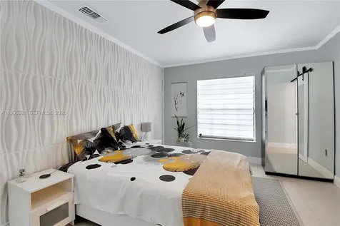 11426 NW 4th Terrace Sweetwater FL 33172