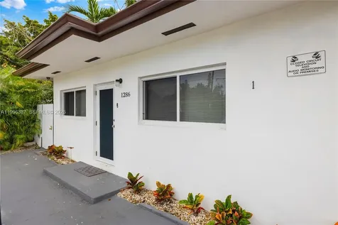 1286 NE 109th Street Miami FL 33161