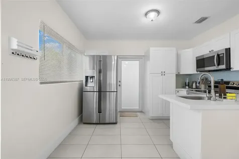 1286 NE 109th Street Miami FL 33161