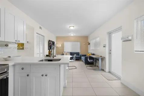 1286 NE 109th Street Miami FL 33161