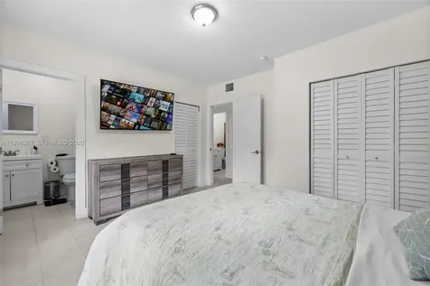 1286 NE 109th Street Miami FL 33161