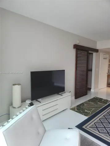 325 S Biscayne Boulevard Miami FL 33131