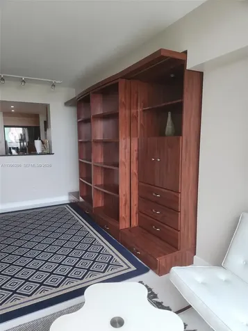 325 S Biscayne Boulevard Miami FL 33131