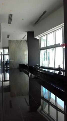325 S Biscayne Boulevard Miami FL 33131