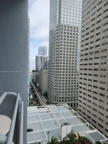 325 S Biscayne Boulevard Miami FL 33131