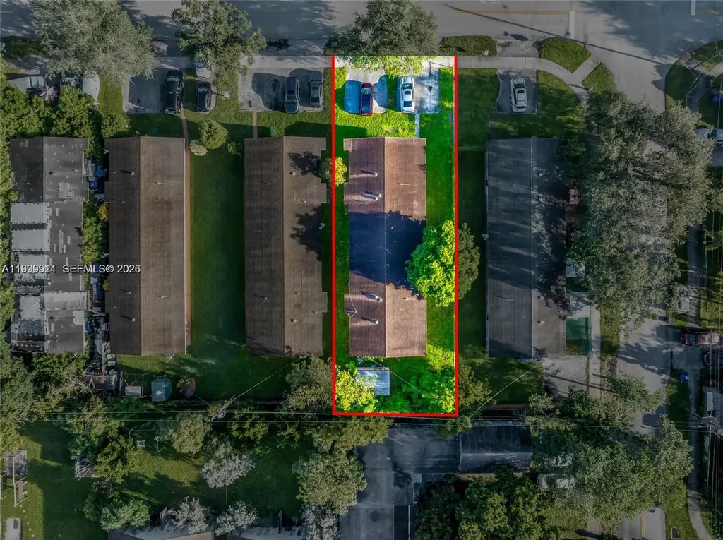 5706 Lincoln Street Hollywood FL 33021
