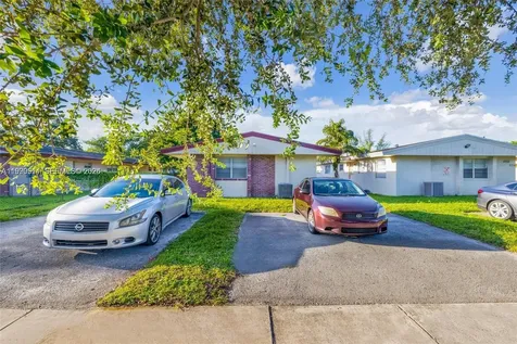 5706 Lincoln Street Hollywood FL 33021