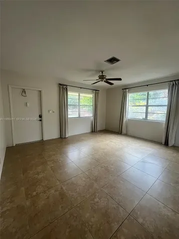 5706 Lincoln Street Hollywood FL 33021